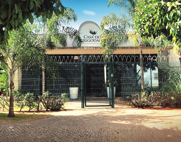 MINI FOTO CASA DO ALGODÃO